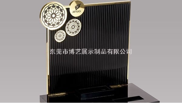化妝品展示架適合用多厚的呢？_博藝展示
